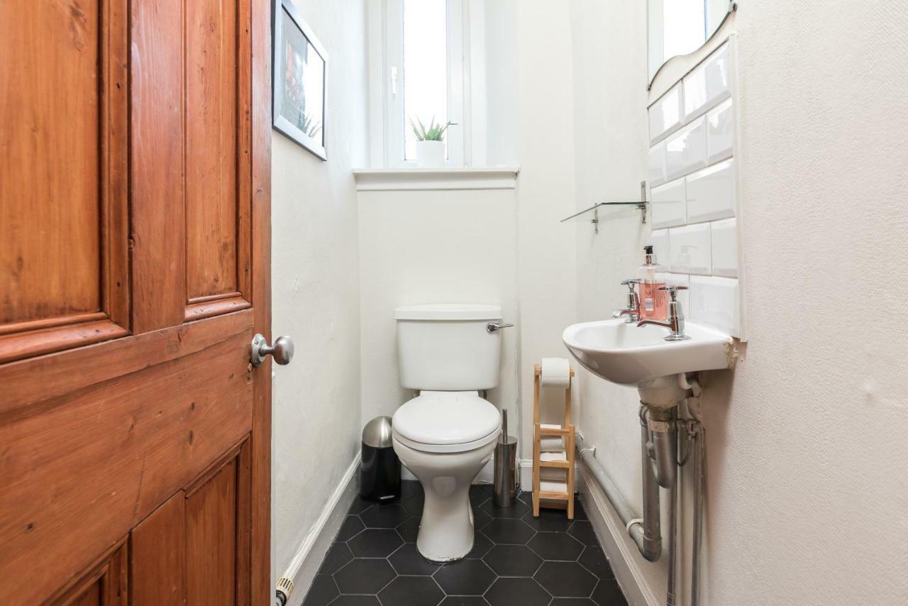 Lovely Central Edinburgh Apartment Exterior photo
