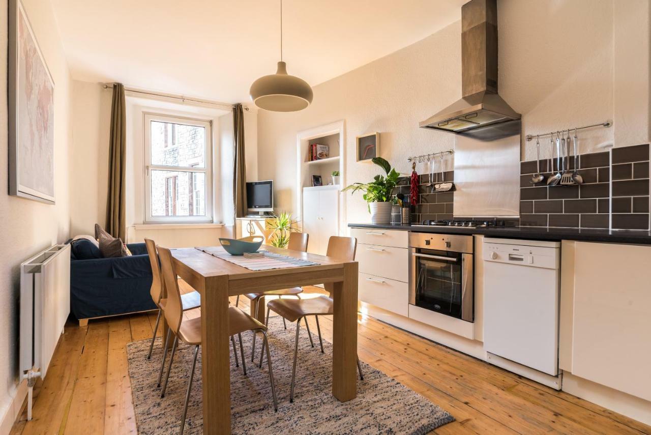Lovely Central Edinburgh Apartment Exterior photo